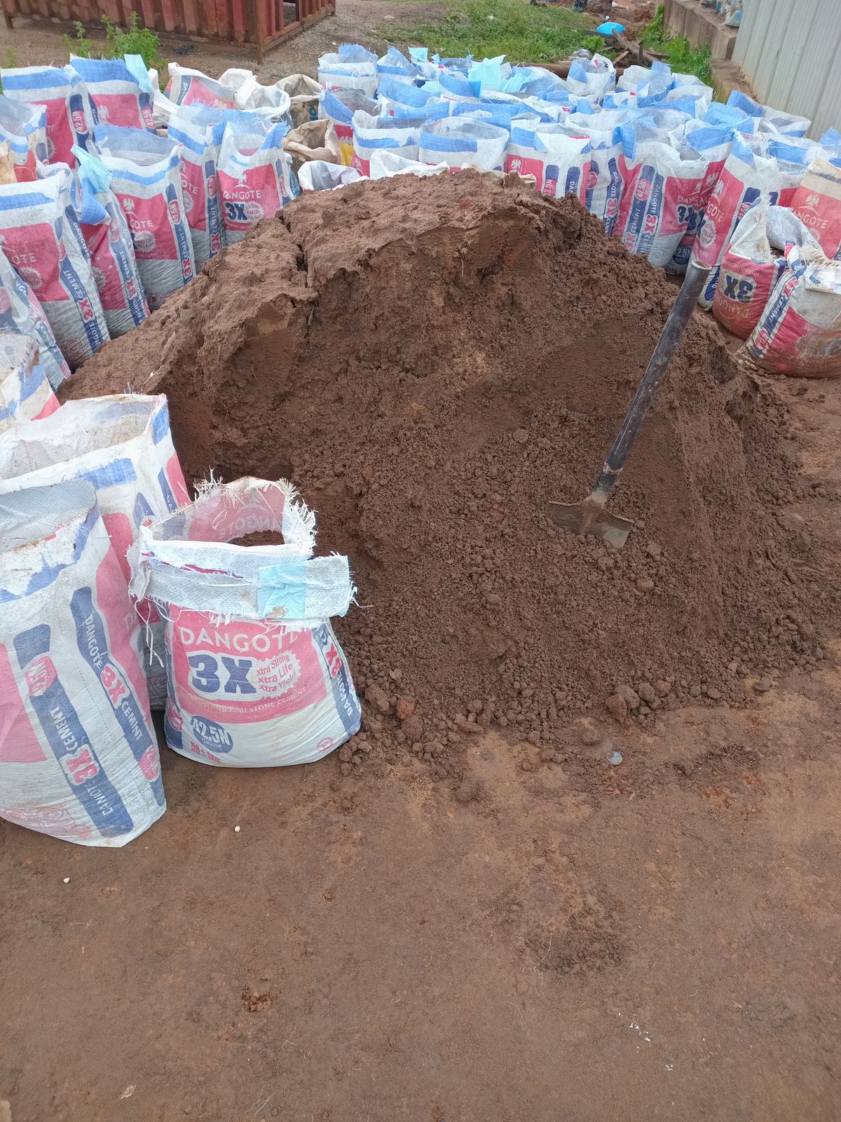 Sharp sand supply on site